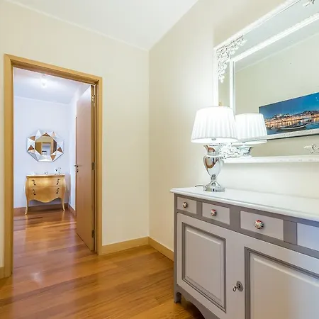 Apartman Lux With Porto View